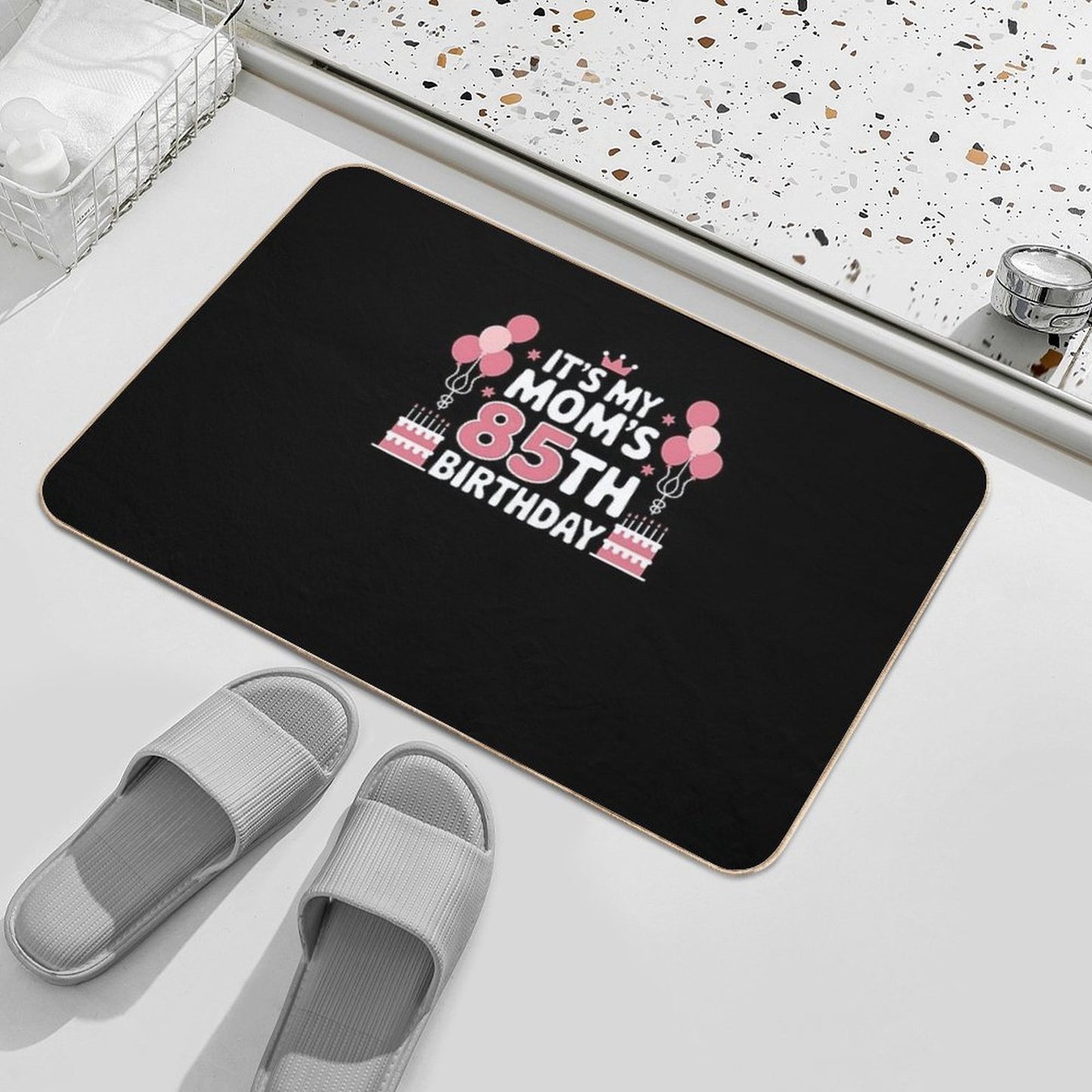 Balloons It's My Mom's 85th Birthday 1940 85 Years Old  Rapid-Drying Bath Mat