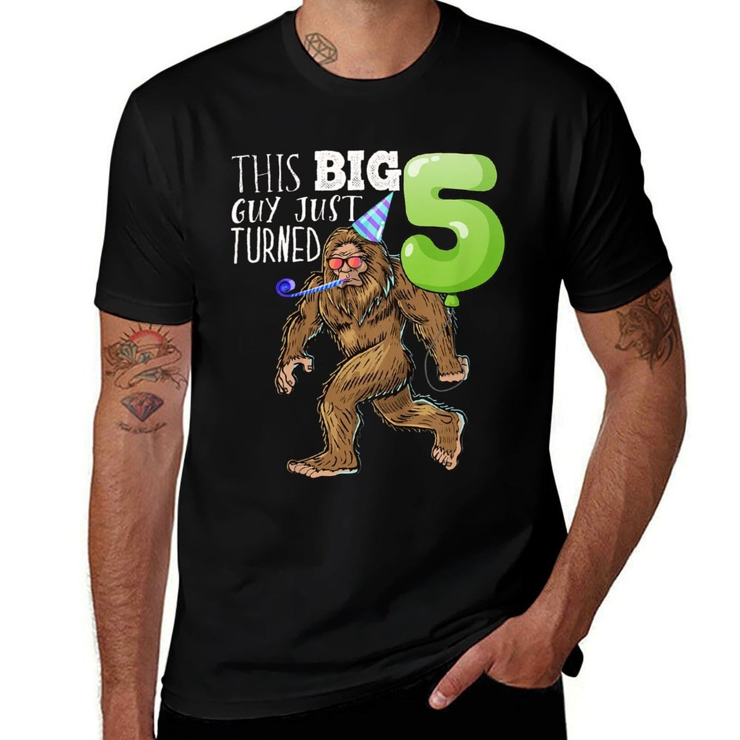 Kids Bigfoot 5th Birthday Kids Bigfoot Birthday Gift Boys  Trendy Pattern T-Shirt