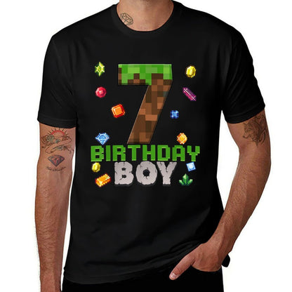7th Birthday 7 Years Old Video Gamer Pixel Birthday Boys  Versatile T-Shirt
