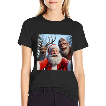 Reindeer Bigfoot Funny Cute Santa Selfie Christmas  Classic T-Shirt