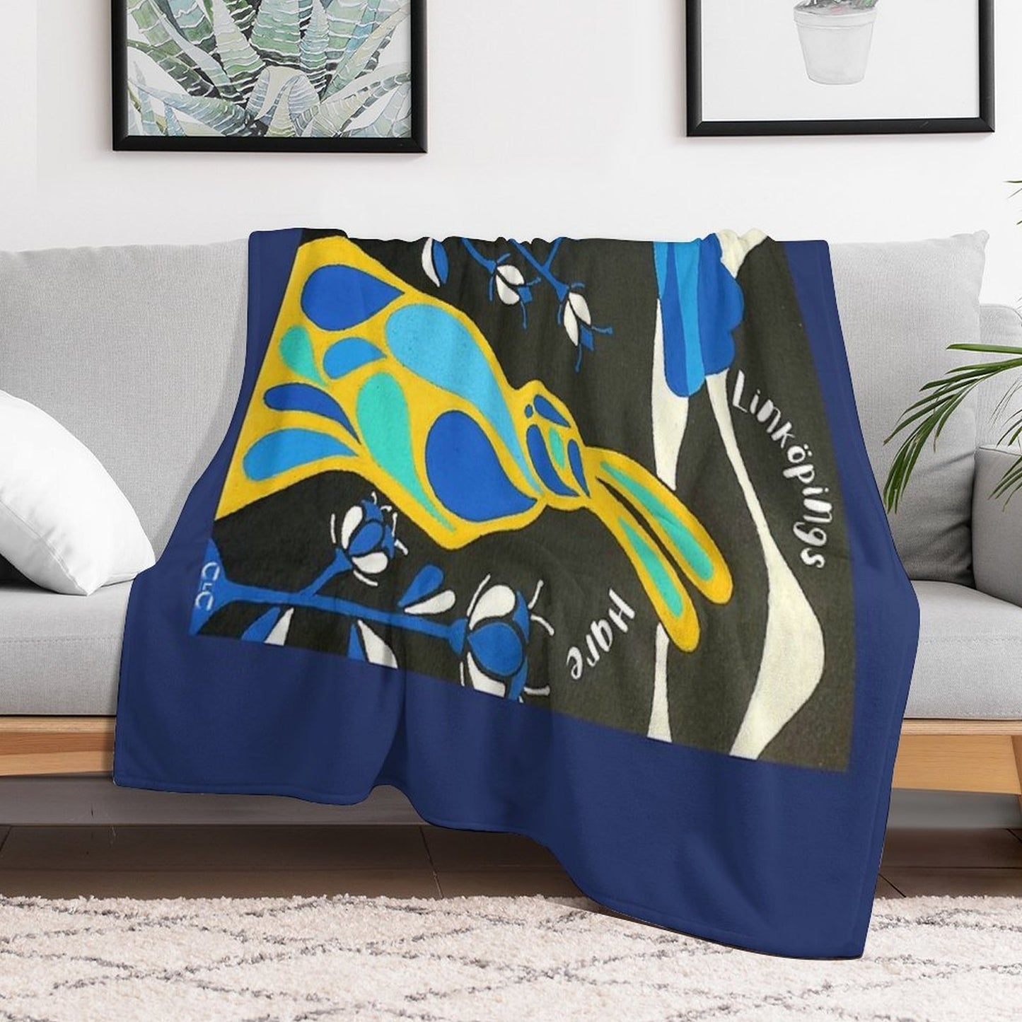 The Linköping Hare Quick-dry Throw Blanket