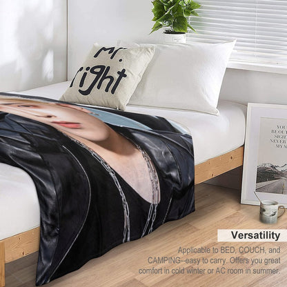 ATEEZ HONGJOONG THE WORLD EP.1  MOVEMENT GUERRILLA Compact Throw Blanket