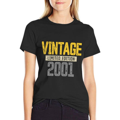 21st Birthdays Men Women Vintage 2001 21st Birthday  Quick-drying T-Shirt
