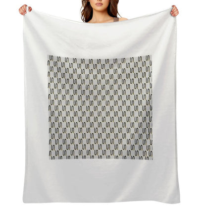 Inverted S Pattern Shrink-resistant Throw Blanket