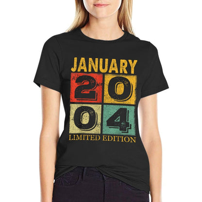 21 Years Old Awesome Since January 2004 21st Birthday Gifts  Trendy Pattern T-Shirt