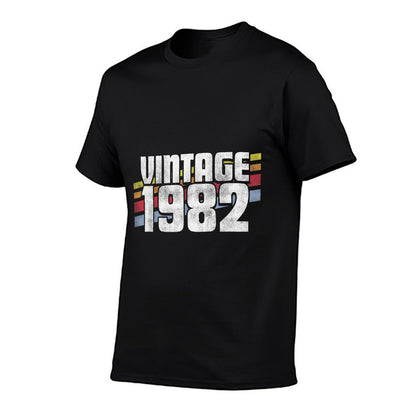 Vintage 1982 40th Birthday Gift Men Women 40 Years Old  Easy-care T-Shirt