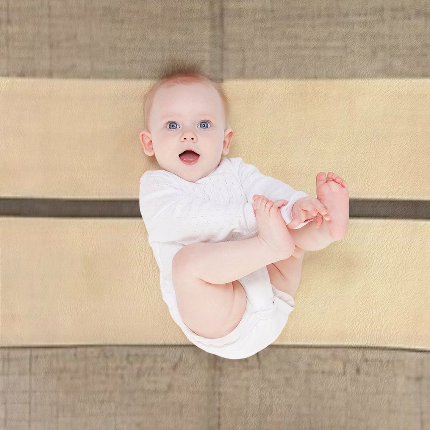 Wall-hanging Lightweight Throw Blanket