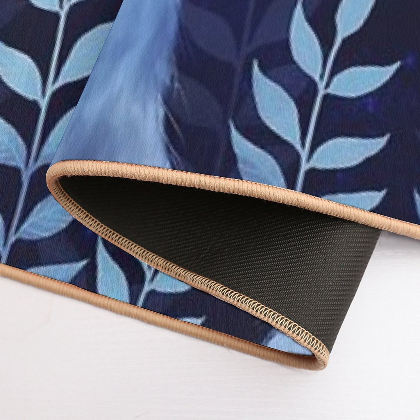 Winter Fox  Slip-Resistant Bath Mat