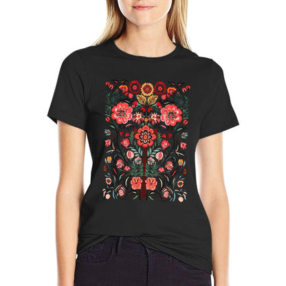 Scandinavian Wildflower Folklore Floral Artistic Botanical  Heathered Texture T-Shirt