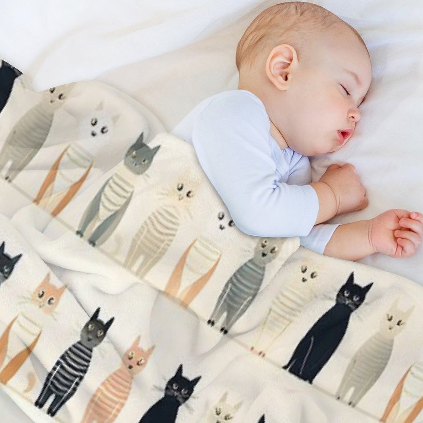 Adorable Cat Artistry Seamless Pattern Travel-friendly Throw Blanket