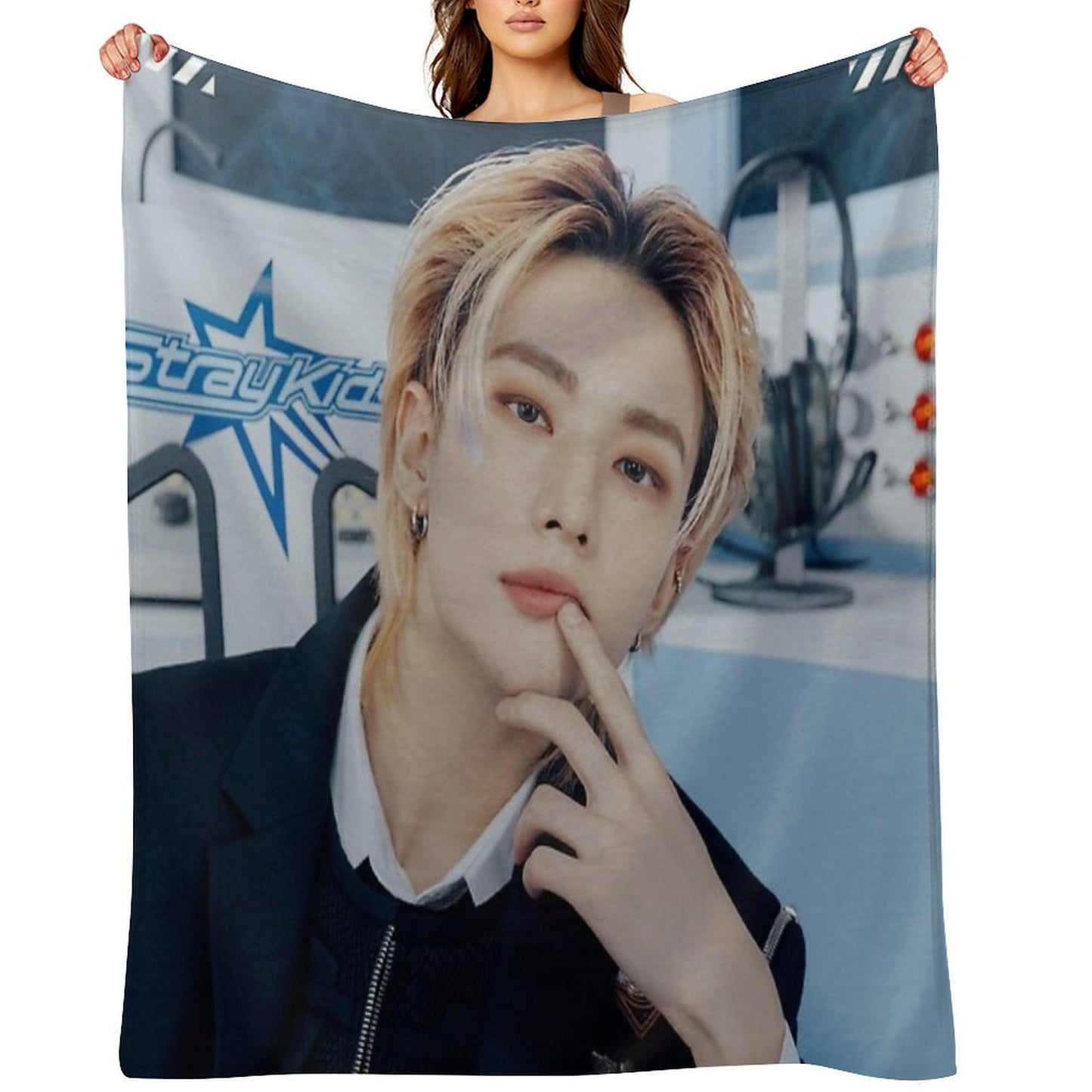 STRAY KIDS HYUNJIN Velvety-soft Throw Blanket