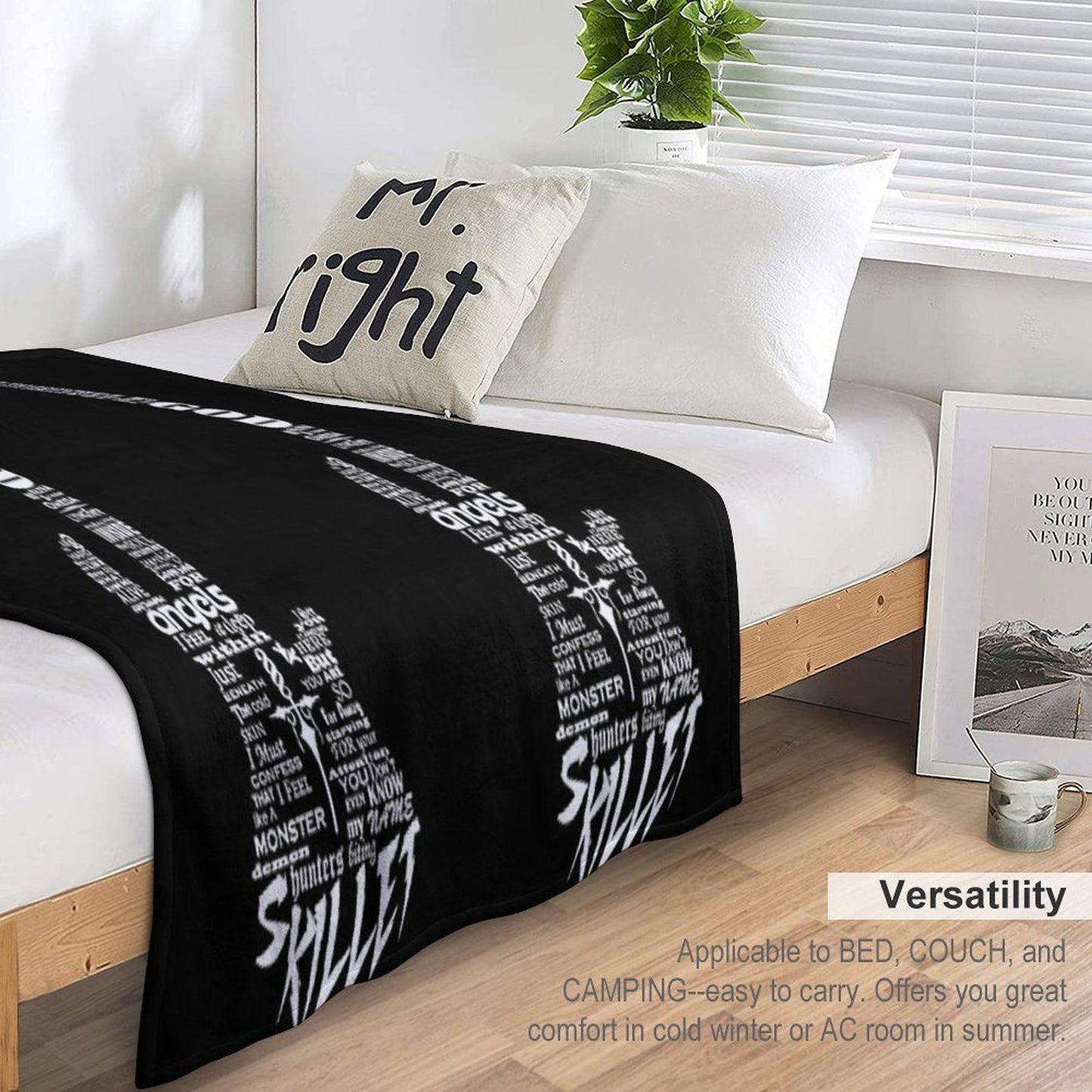 Skillet Guitar Typography on Black Lightweight Throw Blanket