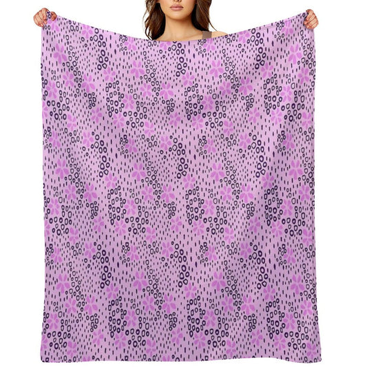 Wildflower Field - Minimalist Floral Pattern Gift-ready Throw Blanket