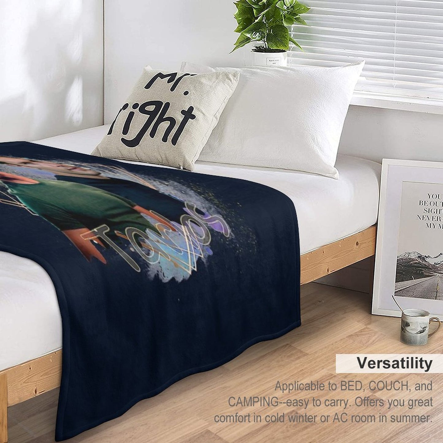 Tarlos Compact Throw Blanket