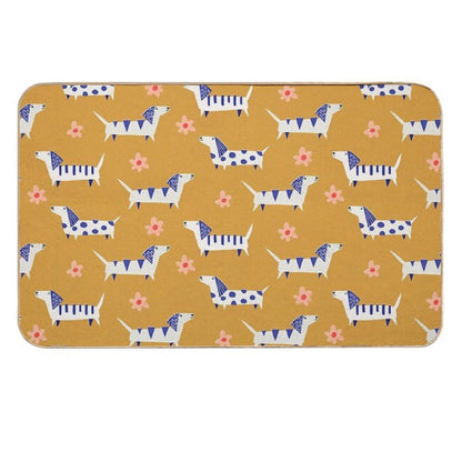 Cute Retro Dachshund Paper Cut Pattern with Daisy Flowers  Easy Maintenance Bath Mat