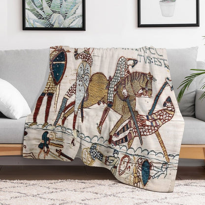 THE BAYEUX TAPESTRY ,The Death of King Harold at Battle of Hastings. Shrink-resistant Throw Blanket