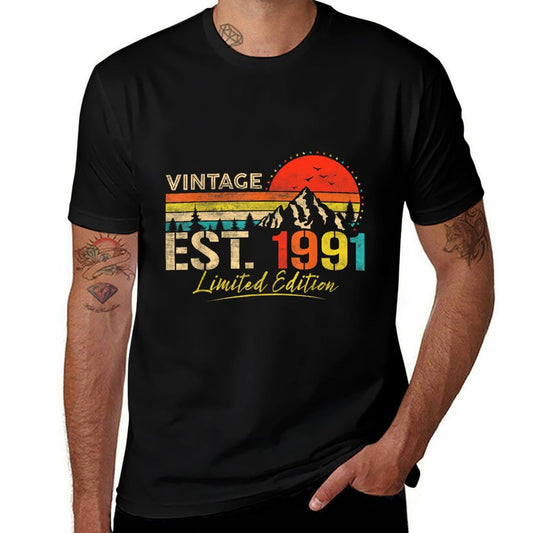 Vintage Est 1991 Limited Edition Classic 1991 Men And Women  Versatile T-Shirt