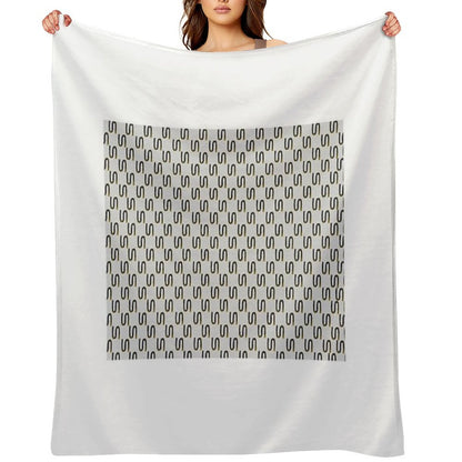 Inverted S Pattern Shrink-resistant Throw Blanket