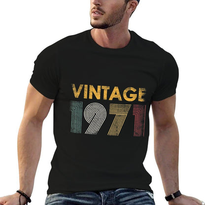 Retro Vintage 1971 50th Birthday for Men Women 50 Years Old  Graphic-printed T-Shirt