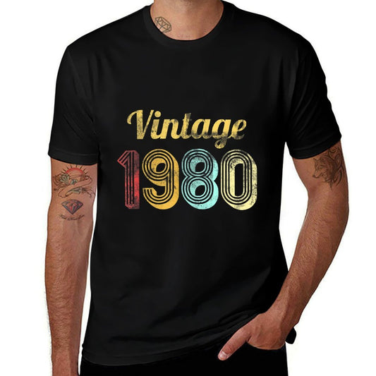 Vintage 1980 Retro 40th Birthday Gift Men Women  Graphic-printed T-Shirt