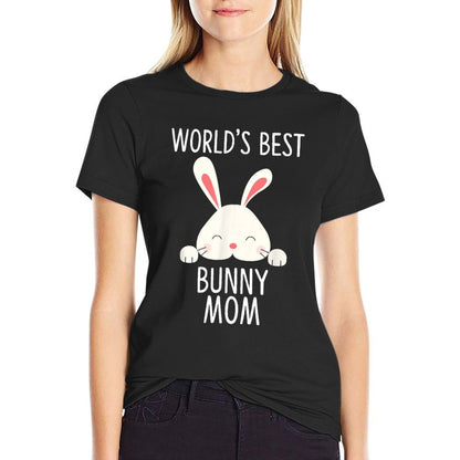 World’s Best Bunny Mom Cute Rabbit Lover for Women  Versatile T-Shirt