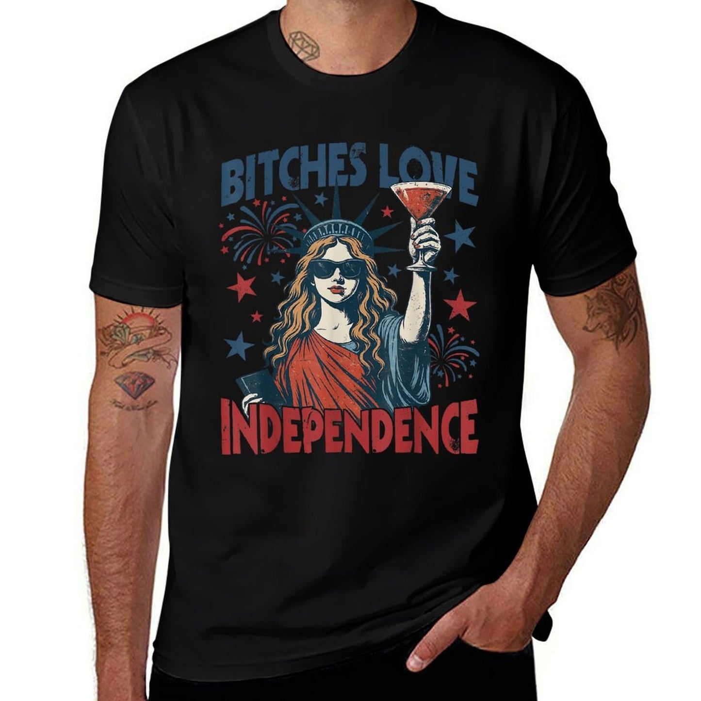 Bitches Love Freedom Funny 4th July  Tagless Design T-Shirt