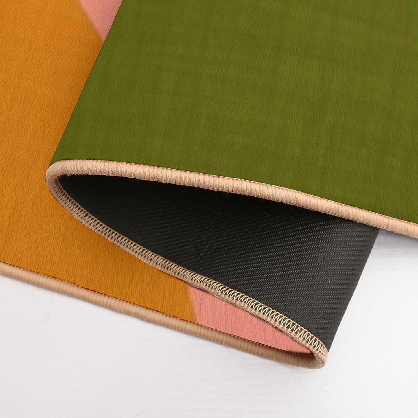 Floria  Fade-Resistant Bath Mat