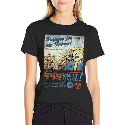 Fallout Video Game Enjoy Vault Living Vault-Tec Retro Ad  Versatile T-Shirt