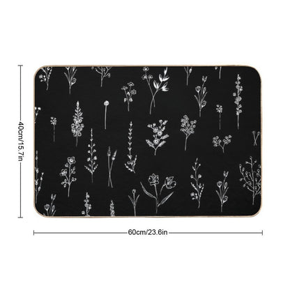 Black Wildflowers Pattern  Fade-Resistant Bath Mat