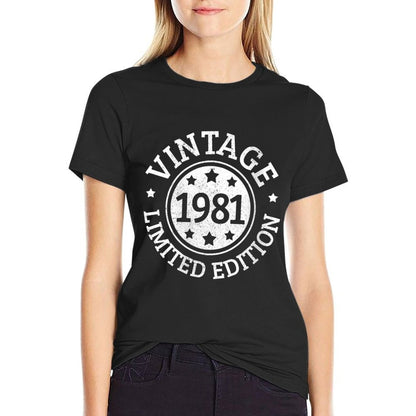 Womens 40th Birthday Gift 40 Years Vintage 1981 Limited Edition  Odor-resistant T-Shirt