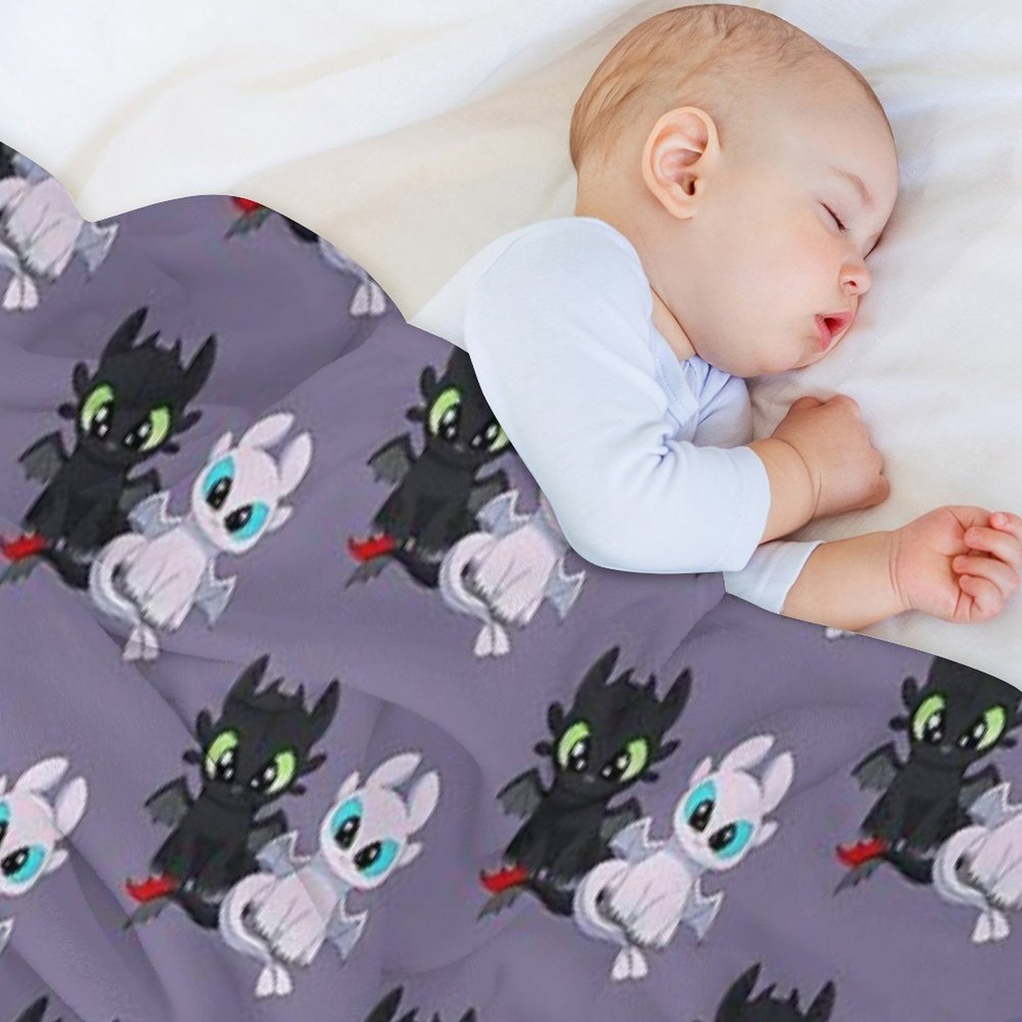 Couple Babies Toothless & Light Fury Baby Dragons, Night Fury, Httyd, Dragon Babies, Night Lights, How to Train Dragon Durable Throw Blanket