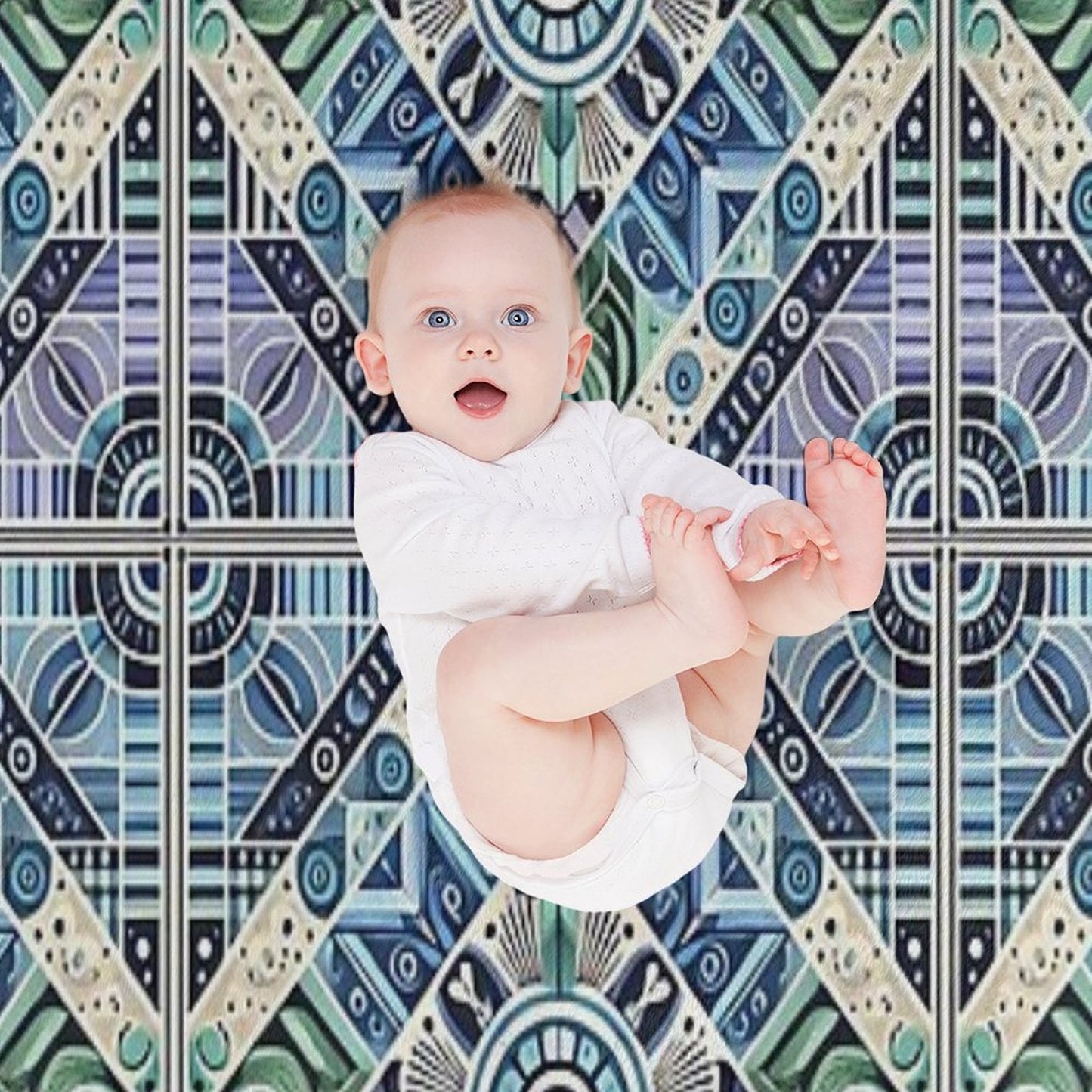 Symmetrical Style Gift-ready Throw Blanket