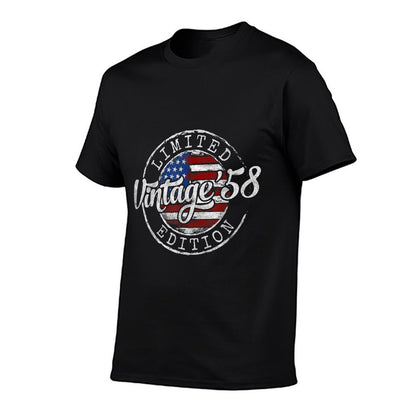Vintage 1958 67th Birthday Gifts For Men Women 67 Year Old  Versatile T-Shirt