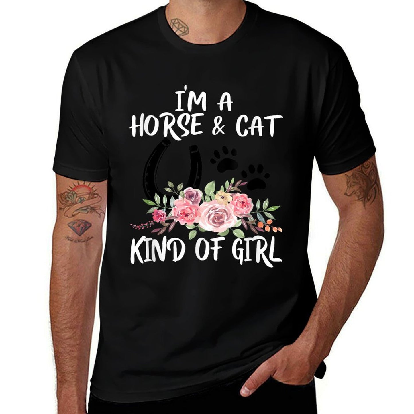 I Am Horse & Cat Kind Of Girl Horseshoe Paws  Graphic-printed T-Shirt