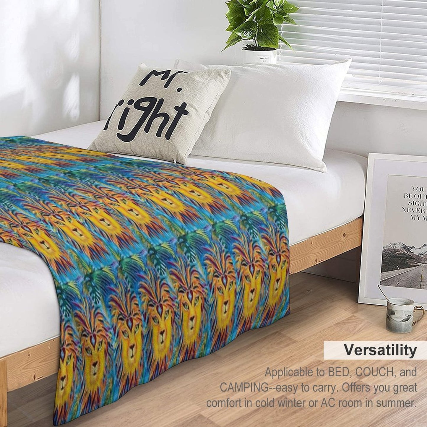 Leo Mirrors Velvety-soft Throw Blanket