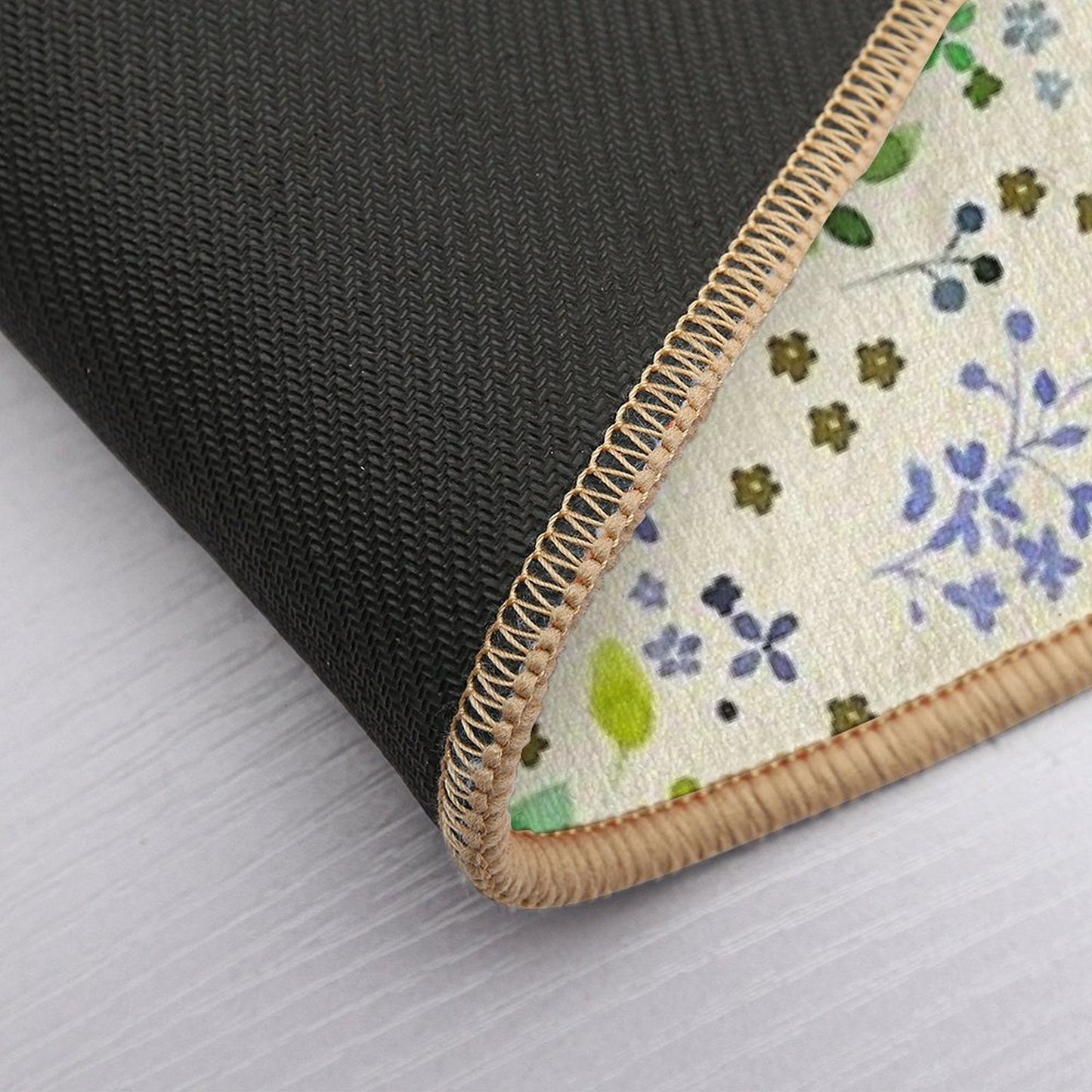 Little Floral Chintz Pattern  Anti-Trip Bath Mat