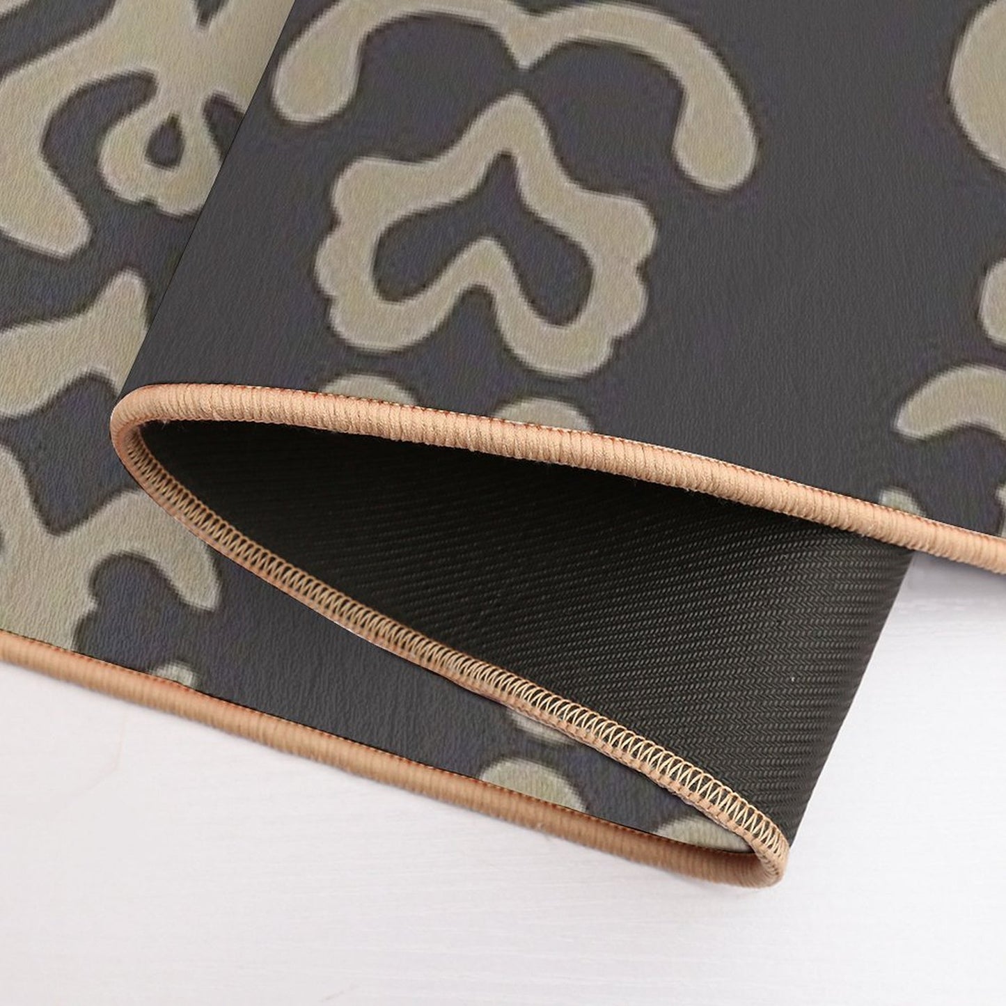 Black And White Papercut Damask Medallion  Rapid-Drying Bath Mat