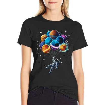 Space Astronaut Holding Planet Balloons Space  Quick-drying T-Shirt