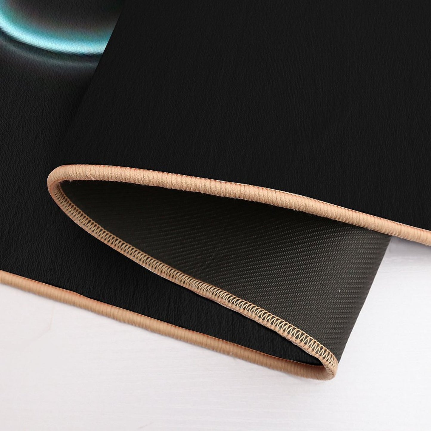 DMC Neon  Long-Lasting Bath Mat