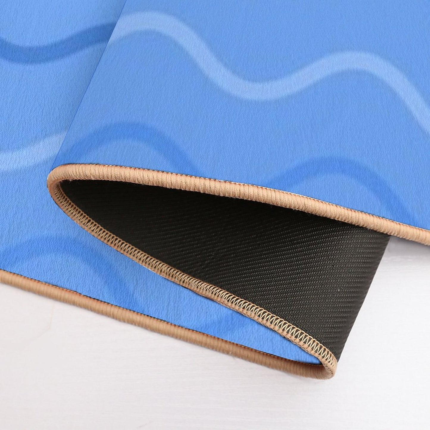 Curved Lines  Repositionable Bath Mat