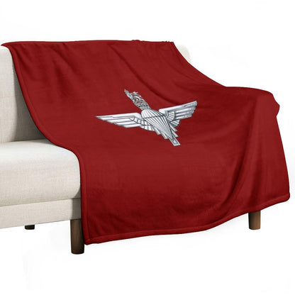 The Parachute Regiment Cap Badge - Tudor Crown All-season Throw Blanket