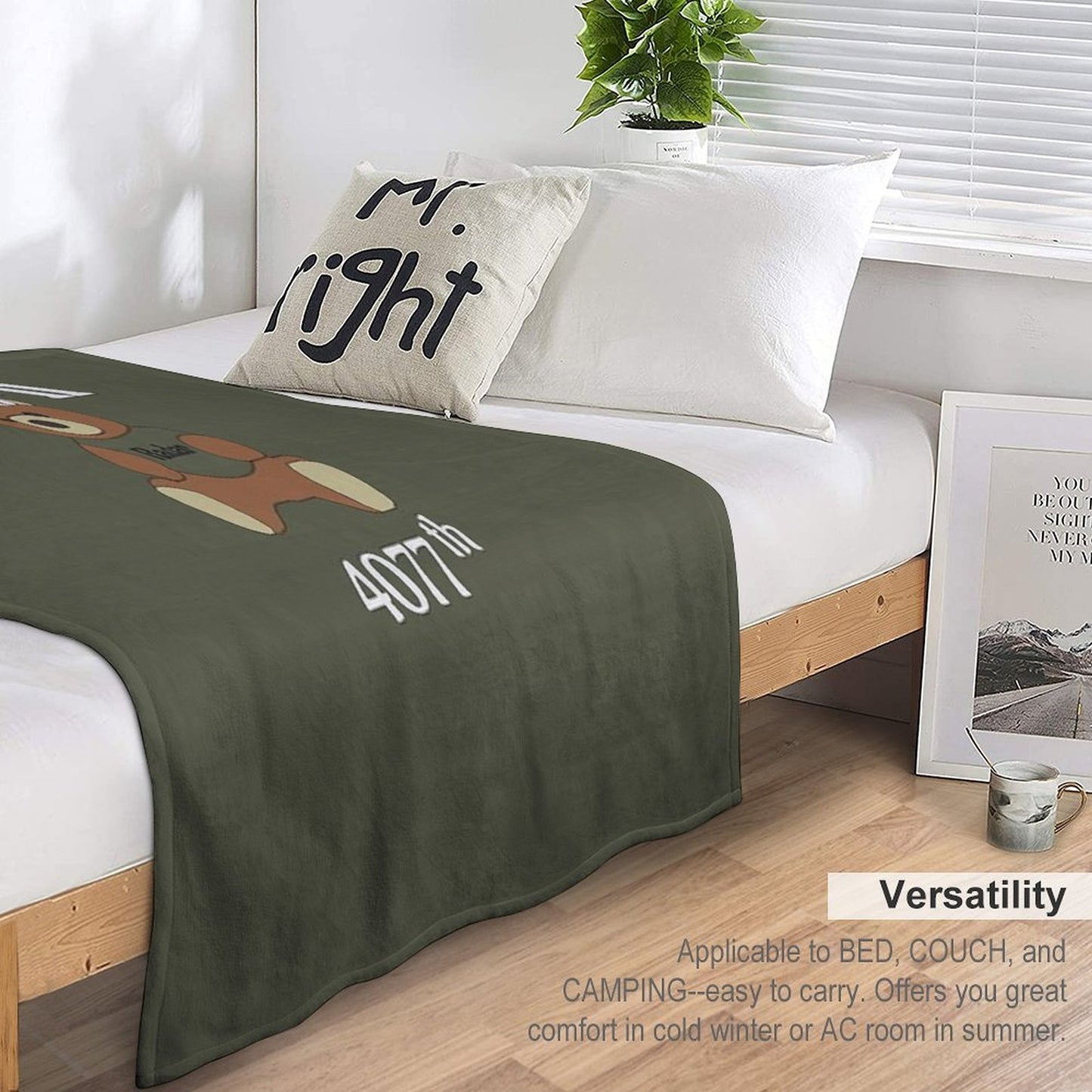 MASH Lightweight Throw Blanket