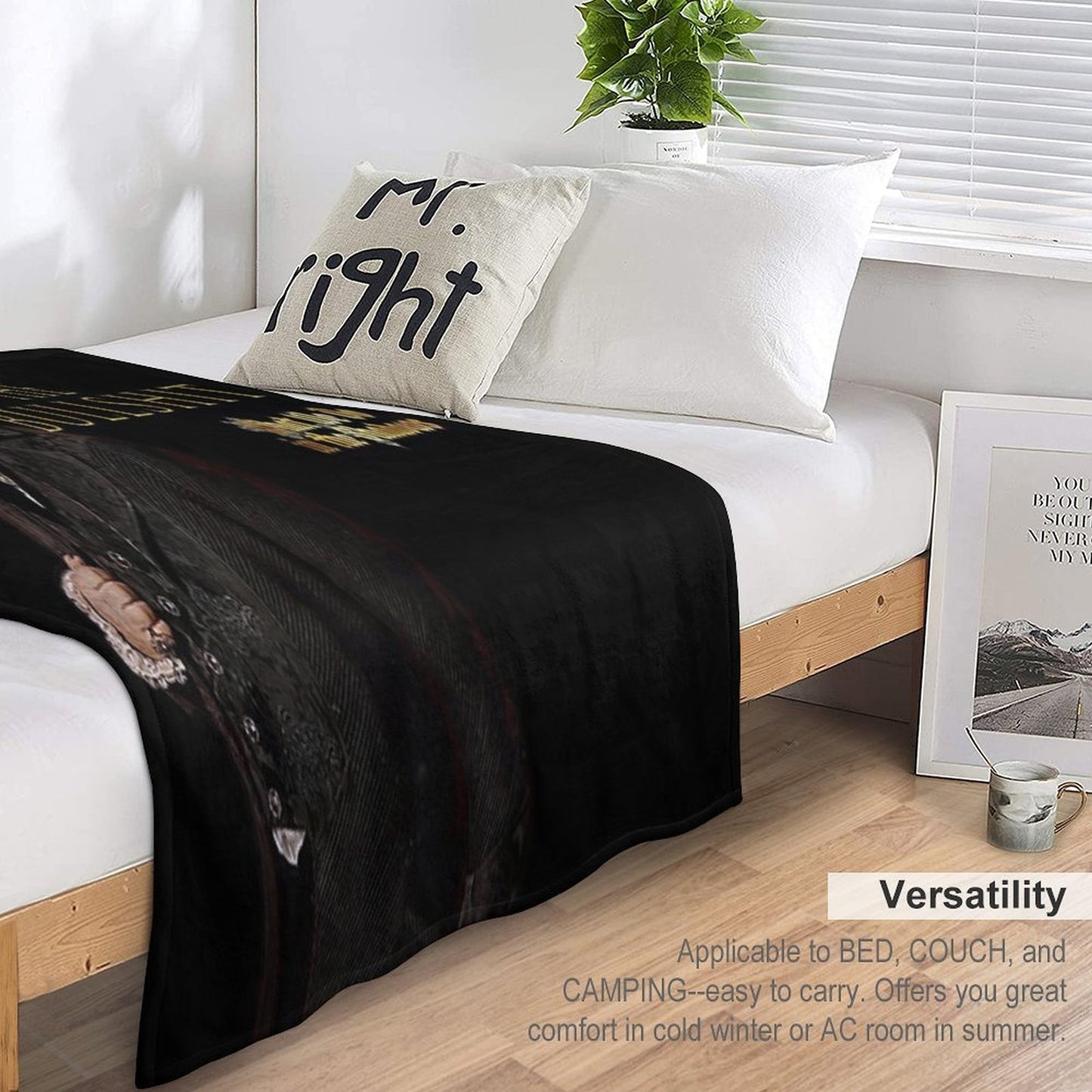 She Speaks The Bullshit - Laszlo Multi-functional Throw Blanket