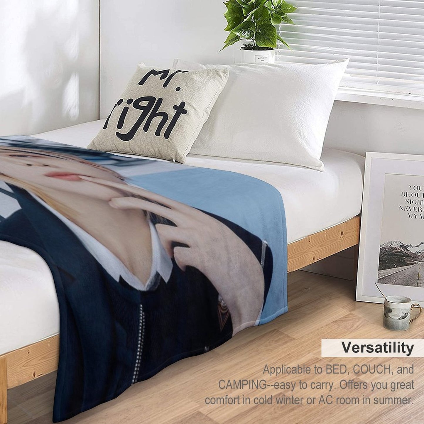 STRAY KIDS HYUNJIN Velvety-soft Throw Blanket