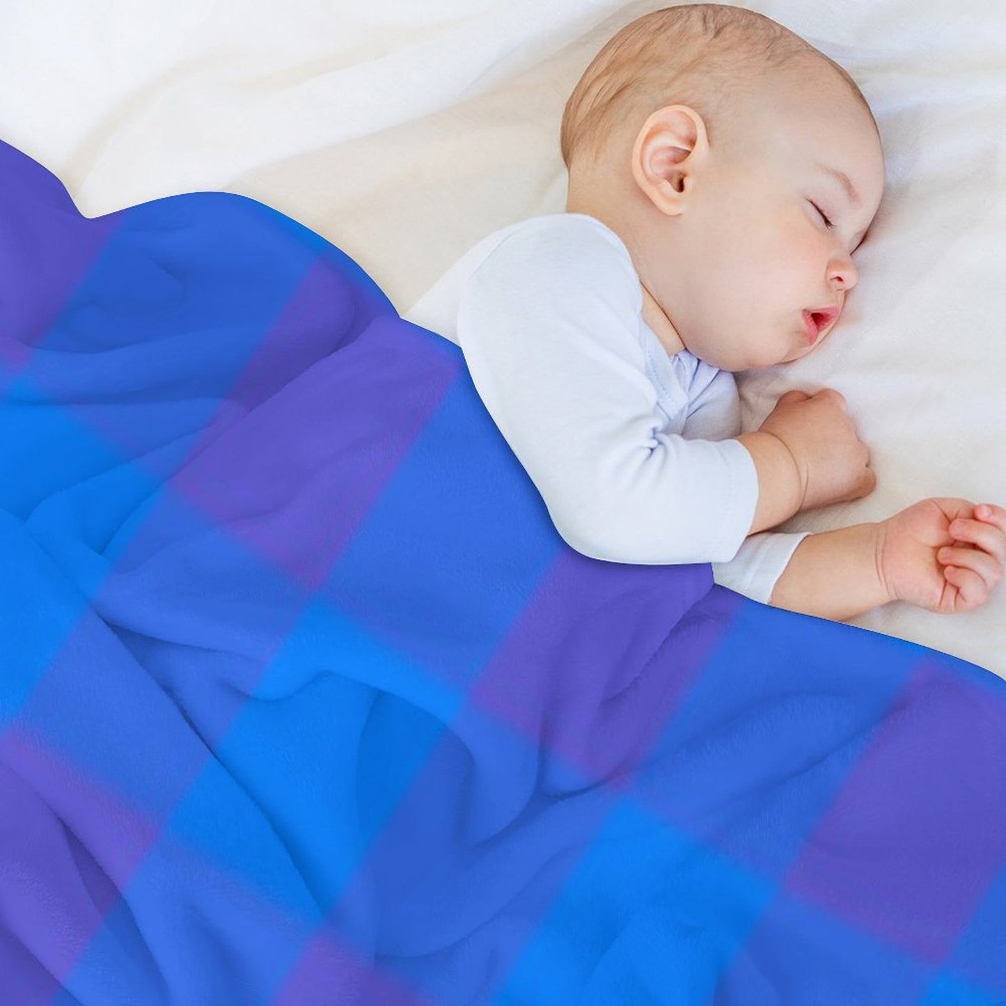 Deep Blue And Violet Checkered Pattern Durable Throw Blanket