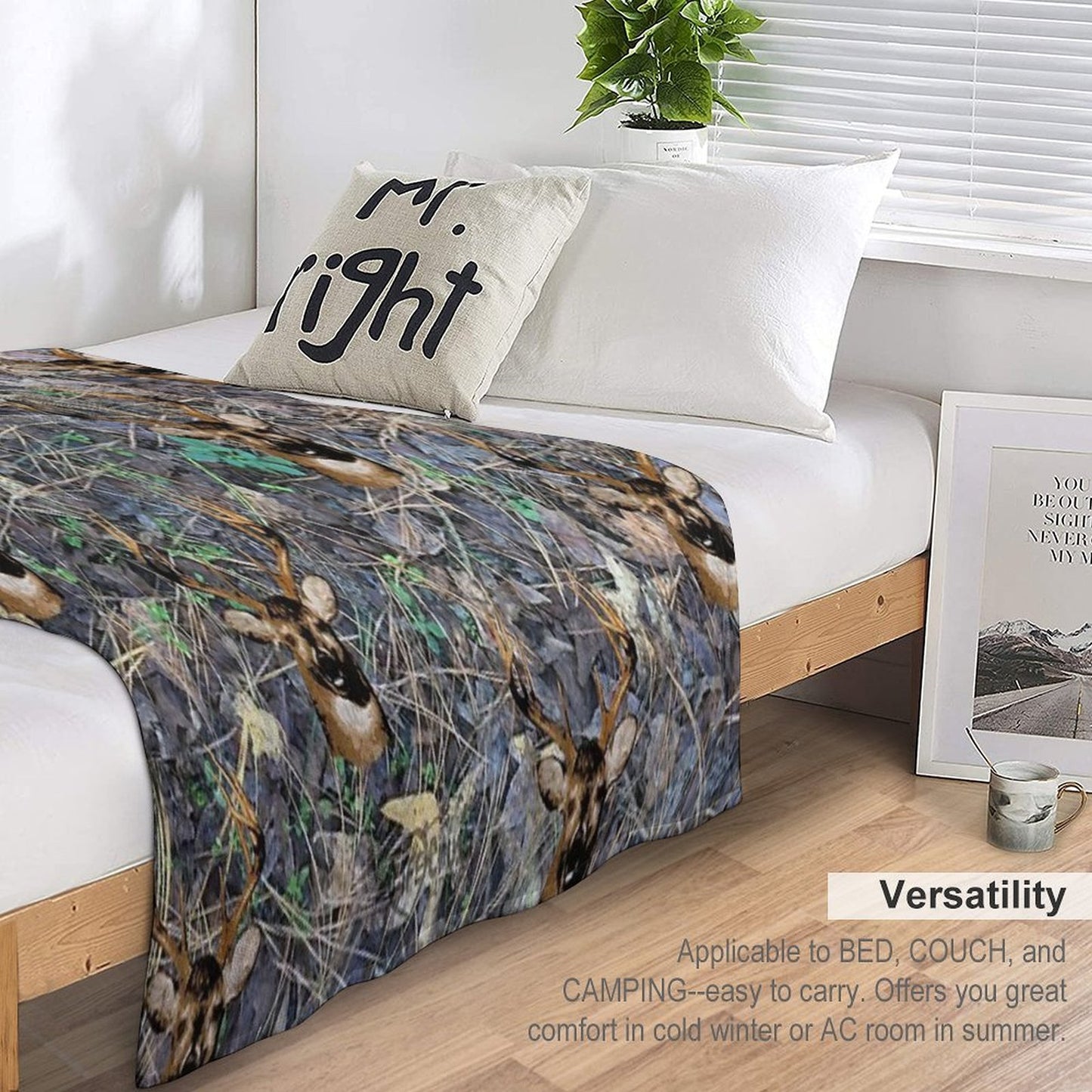 Whitetail Buck Deer Camouflage Design Comfort Throw Blanket