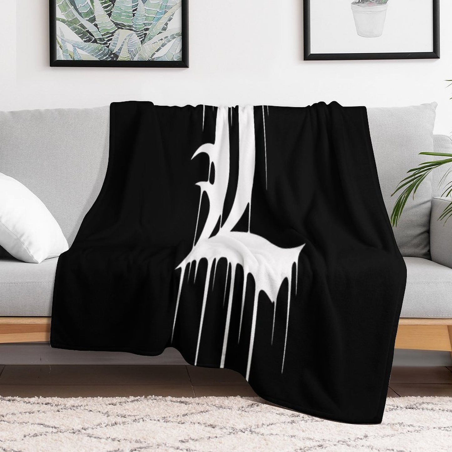 L Logo Travel-friendly Throw Blanket