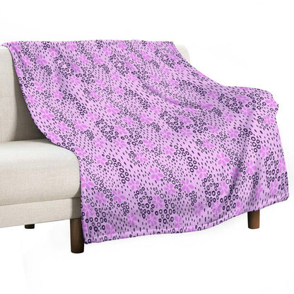Wildflower Field - Minimalist Floral Pattern Gift-ready Throw Blanket