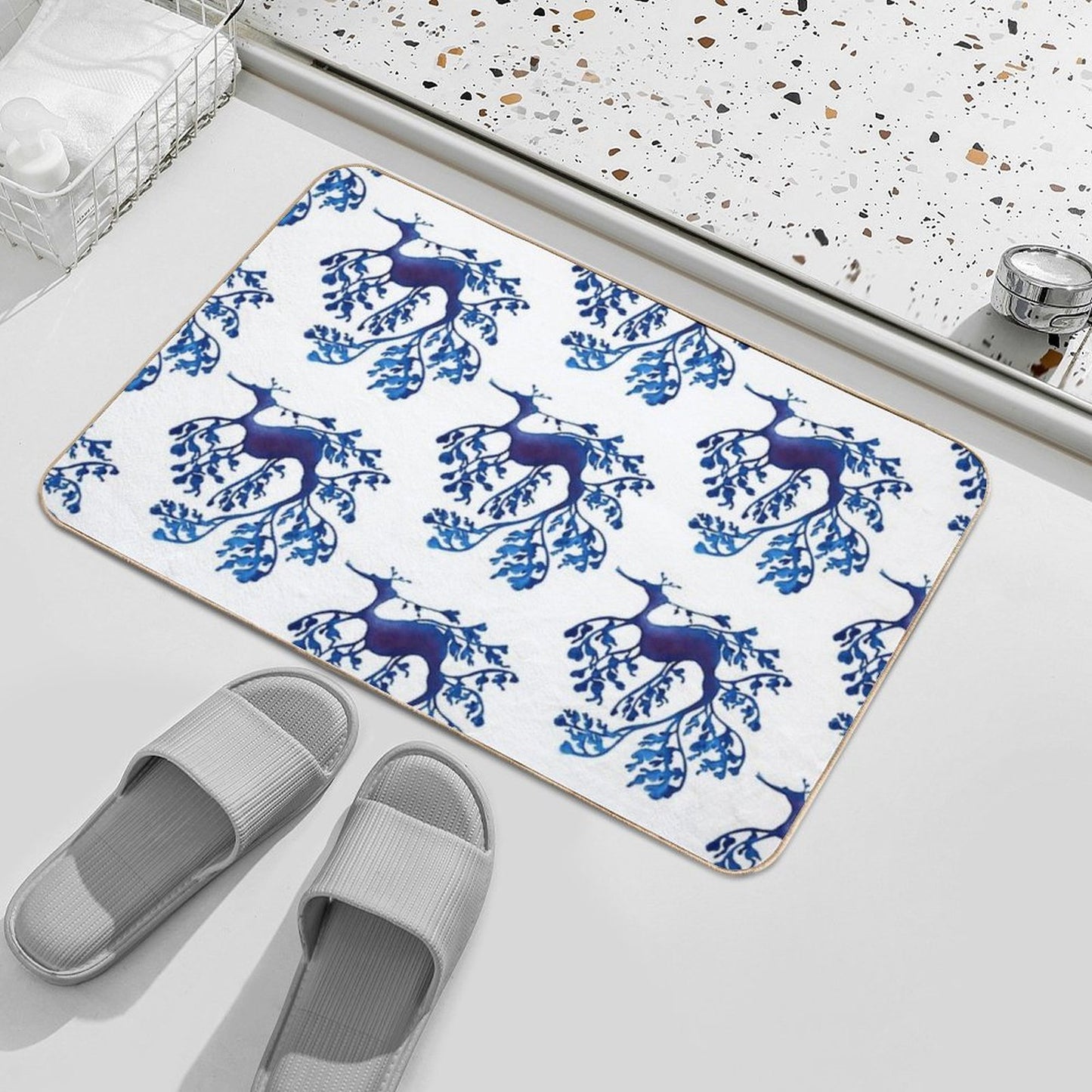 Leafy Sea Dragon  Dirt-Trapping Bath Mat